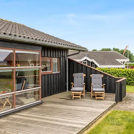 Ayda - 200m From The Sea By Interhome Сasa de vacaciones Sjolund